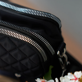 BAG TRAVEL QUILTED 3 ZIP BLACK