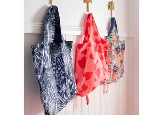 SHOPPING TOTE - NAVY NATIVES